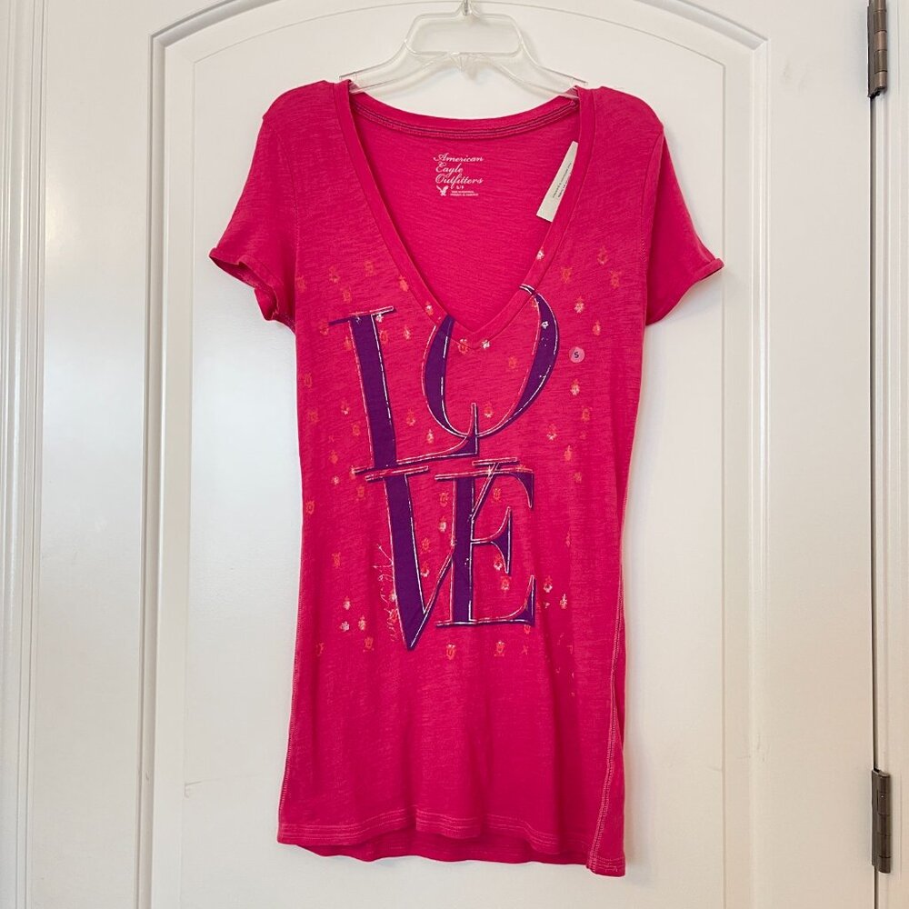 New American Eagle Shirt Top Pink Purple Love V Neck Y2K Small